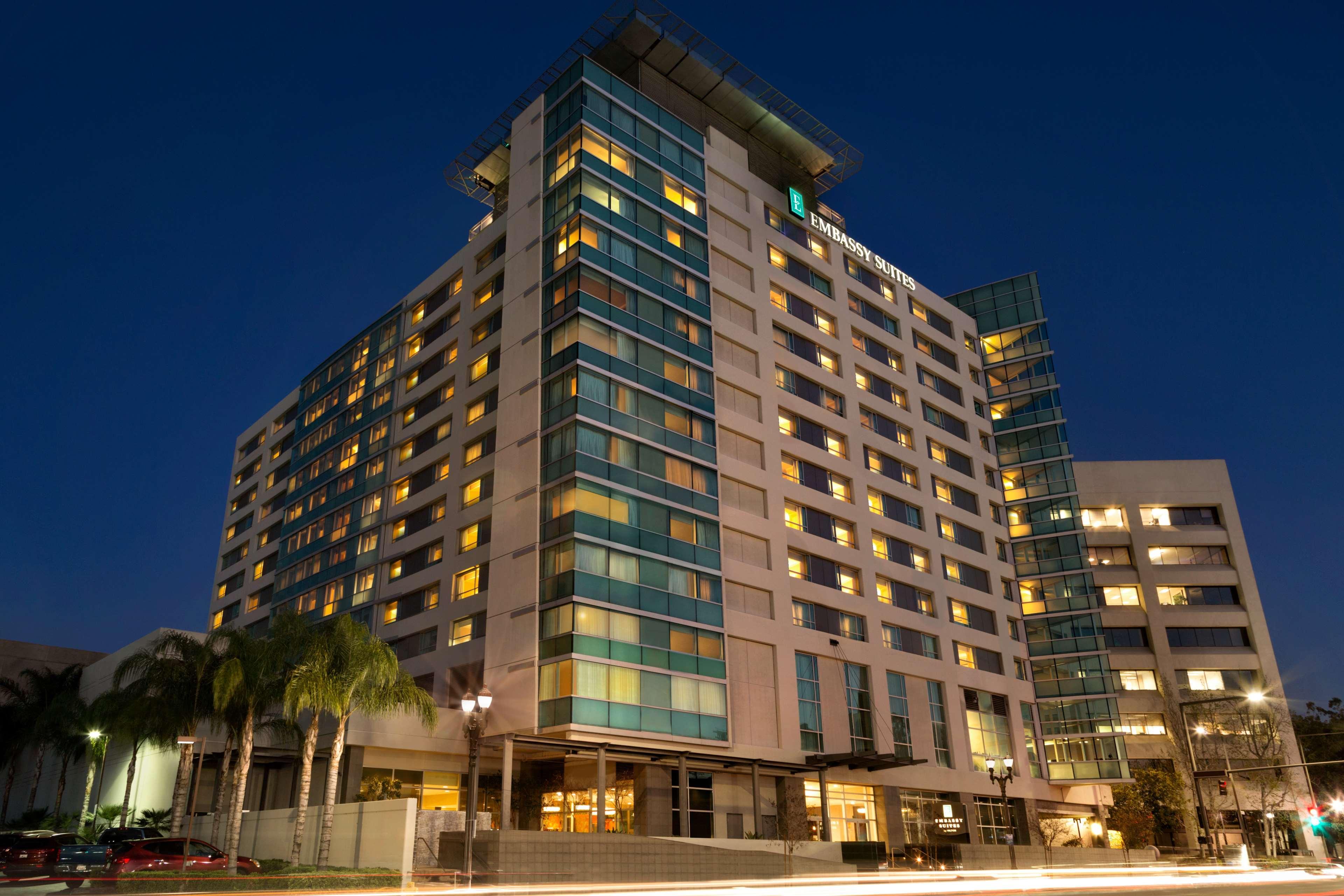 Embassy Suites Los Angeles Glendale Exterior foto